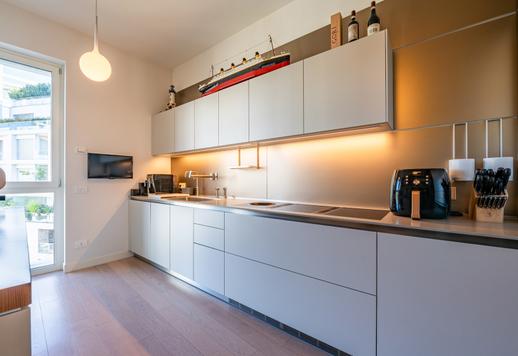 Dans un tout nouveau complexe situé entre Città Studi et Piazzale Dateo, cet appartement à vendre est doté d'un double garage et d'une cave. Image 9
