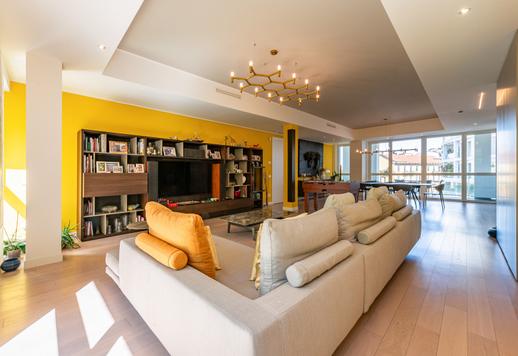 Dans un tout nouveau complexe situé entre Città Studi et Piazzale Dateo, cet appartement à vendre est doté d'un double garage et d'une cave. Image 3