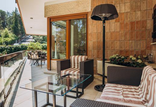 Appartement de luxe rénové à vendre dans le quartier exclusif de Camilluccia à Rome Image 9