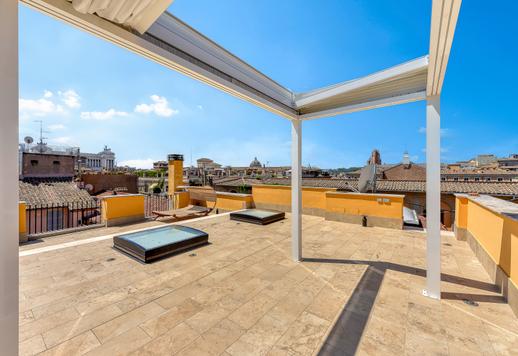 Prestigioso ático en venta en zona céntrica de Roma Image 8