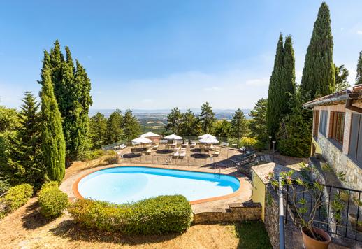 Albergo con ampio parco privato in vendita tra la Val d'Orcia e la Val di Chiana Image 7