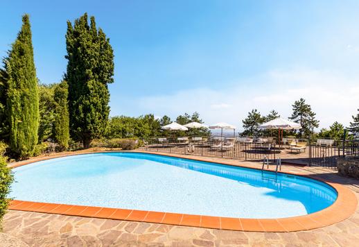 Albergo con ampio parco privato in vendita tra la Val d'Orcia e la Val di Chiana Image 9