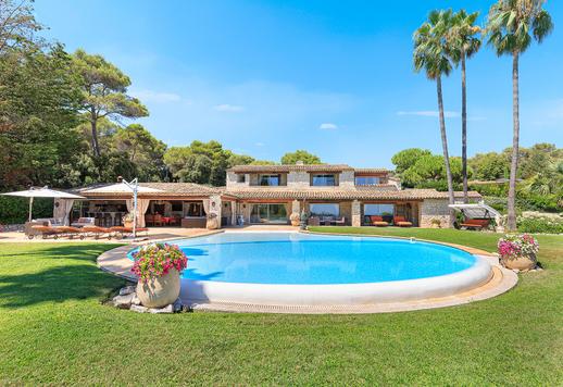 Fransız Rivierası&#39;nda mimar Louis Sorridente tarafından tasarlanan prestijli lüks villa satılık Image 5