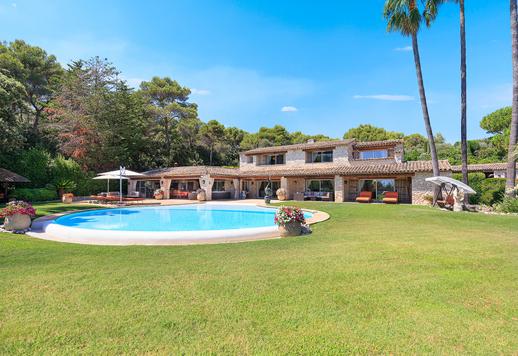 Fransız Rivierası&#39;nda mimar Louis Sorridente tarafından tasarlanan prestijli lüks villa satılık Image 6