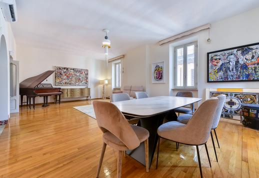 Propriedade de luxo com acabamentos elegantes à venda no coração de Roma Image 4