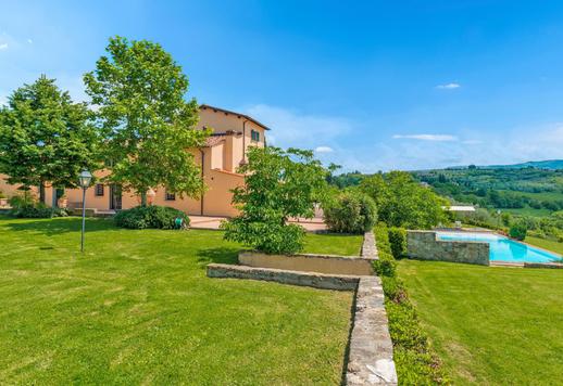 Esclusiva villa del XVII secolo finemente ristrutturata con piscina a sale e 5.000 mq di parco panoramico in vendita a Firenze Image 9