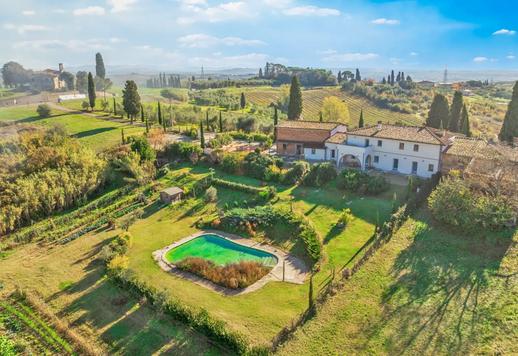 500 m²-es működő parasztház 6 apartmannal Empolese Valdelsa dombjai között Image 3