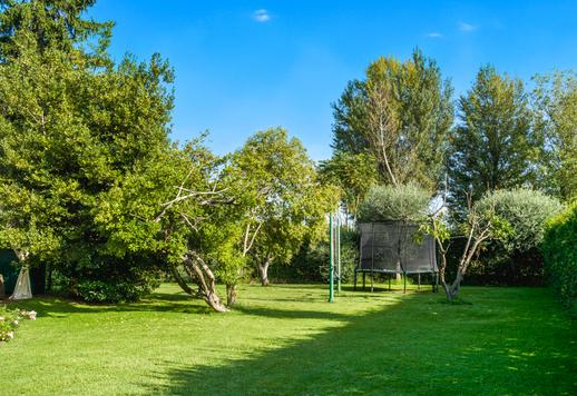 Lenyűgöző villa nagy privát parkkal eladó az exkluzív Versilia régióban Image 3