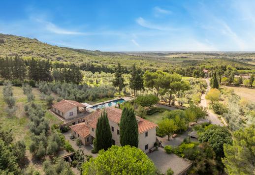 مسكن توسكاني مع ملحق وحمام سباحة وتراس بانورامي في تلال بيزا Image 5