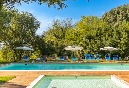 Bájos luxusingatlan 10 apartmannal és egy évszázados parkkal eladó Siena és San Gimignano között Image 5