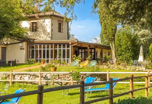Bájos luxusingatlan 10 apartmannal és egy évszázados parkkal eladó Siena és San Gimignano között Image 3