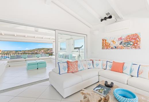 Ylellinen huoneisto panoraamaterasseilla myytävänä yhdellä Sardinian eksklusiivisimmista alueista Image 6