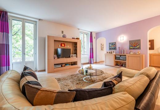 Appartamento di prestigio con terrazza in vendita in centro a Milano Image 3