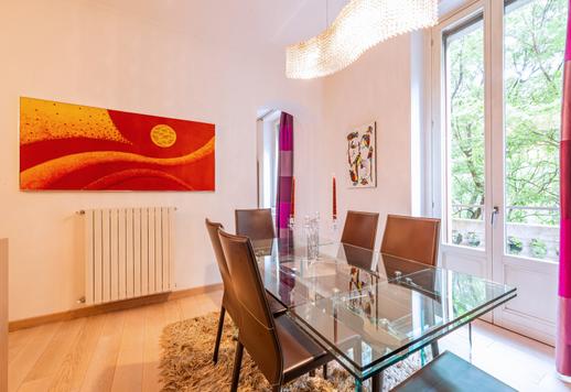 Appartamento di prestigio con terrazza in vendita in centro a Milano Image 5