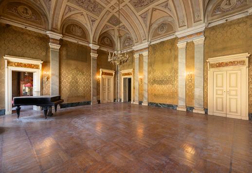 Nel cuore del centro storico di Cremona è in vendita un meraviglioso palazzo di grande fascino e rilevanza storico-artistica Image 2