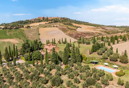 Rustic estate with main villa and guesthouse in the heart of the Val d'Orcia, a UNESCO World Heritage Site Image 1