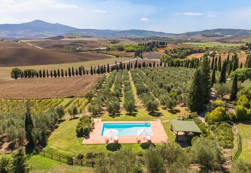 Rustic estate with main villa and guesthouse in the heart of the Val d'Orcia, a UNESCO World Heritage Site Image 6