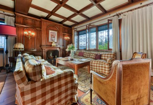 Exclusieve villa met drie verdiepingen en grote privétuin te koop in de Eeuwige Stad Image 6