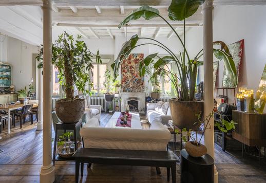 Luxe appartement in Scandinavische stijl met antieke vloeren te koop in het hart van Bologna Image 8