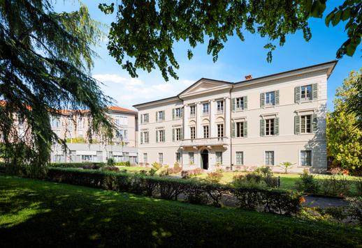 Villa historique conçue par Rodolfo Vantini en vente au cœur de Brescia Image 3