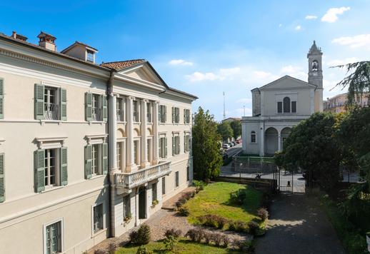 Villa historique conçue par Rodolfo Vantini en vente au cœur de Brescia Image 5