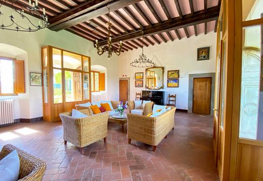 600 m²-es szálláskomplexum 4 hektáron Prumiano in Chianti középkori falujában Image 4