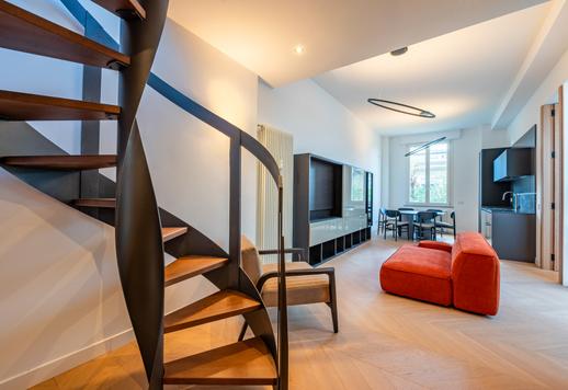 Im Schatten der Madonnina bietet diese Luxus-Design-Wohnung eine Terrasse mit Pergola und atemberaubendem Blick auf die Türme. Image 9