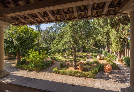 Prestigieuse villa de luxe du XX avec dépendance et terrasse panoramique à Florence Image 8