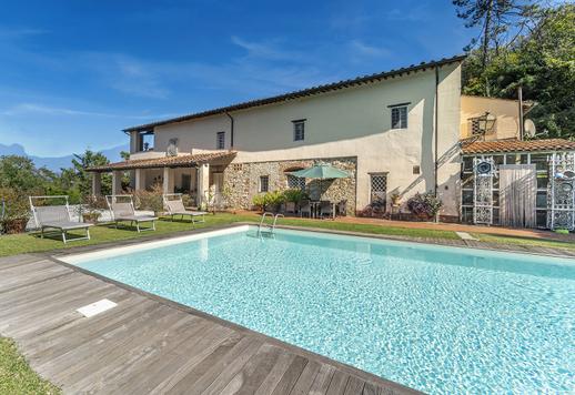 Charming estate with forest, olive grove and panoramic pool for sale on the outskirts of Pisa Image 4