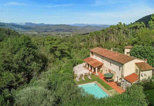 Charming estate with forest, olive grove and panoramic pool for sale on the outskirts of Pisa Image 2