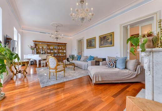 Luxe appartement met panoramisch terras te koop in het hart van de Eeuwige Stad Image 9