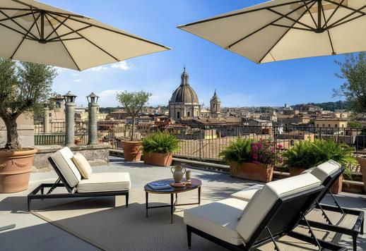 Luxe appartement met panoramisch terras te koop in het hart van de Eeuwige Stad Image 1