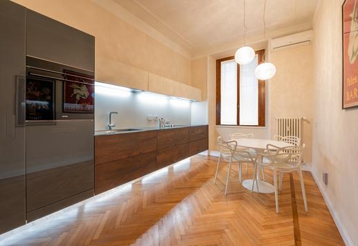 Elegante dimora di charme con finiture extra lusso in vendita a Milano Image 8