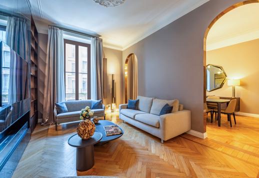 Elegante dimora di charme con finiture extra lusso in vendita a Milano Image 1