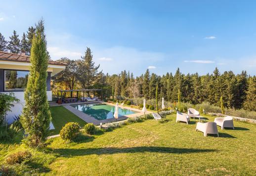 Villa con design contemporaneo, giardino zen e oliveto in vendita a Greve in Chianti Image 4