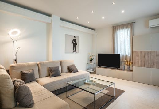 Exclusief pand van 240 m² met drie verdiepingen op een steenworp afstand van het stadscentrum Image 6