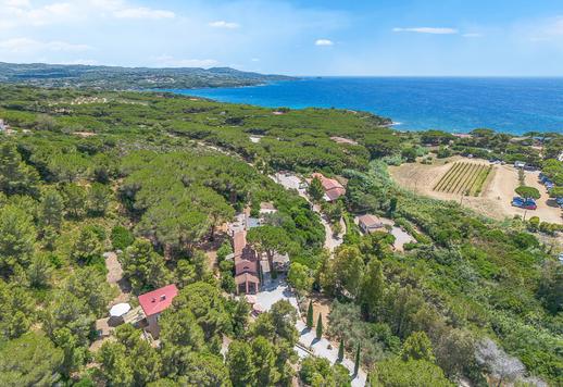 Dviguba Provanso stiliaus rezidencija su vieno hektaro privačiu parku Toskanos salyne Image 4