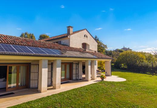 Villa avec cheminée en pierre et parc arboré en vente à Conegliano, entre les terres du Prosecco Superiore Image 8