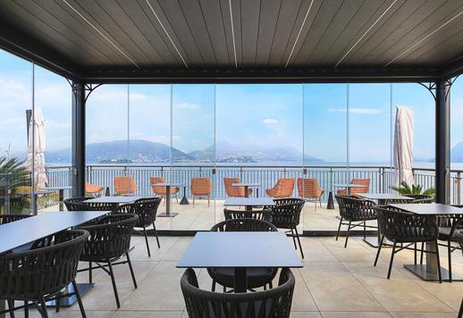 Prestigieuze accommodatie aan het meer met uitzicht op het Lago Maggiore en een wellnesscentrum te koop in Stresa. Image 7