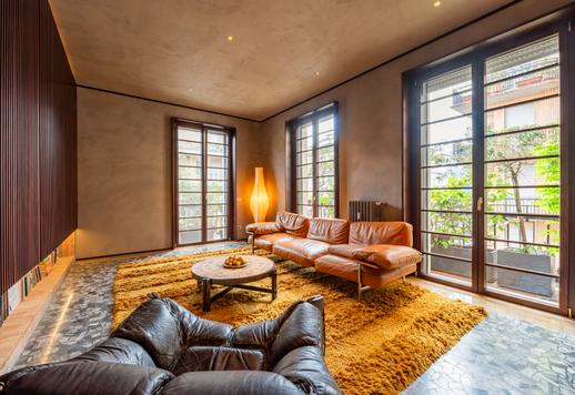 Residenza di circa 205 mq al terzo piano con tre camere e due bagni e con l’utilizzo materiali di pregio per le finiture come la betulla moganata, l’ottone, e il marmo Rosso Levanto  Image 4
