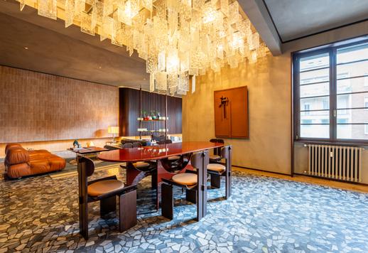 Residenza di circa 205 mq al terzo piano con tre camere e due bagni e con l’utilizzo materiali di pregio per le finiture come la betulla moganata, l’ottone, e il marmo Rosso Levanto  Image 7