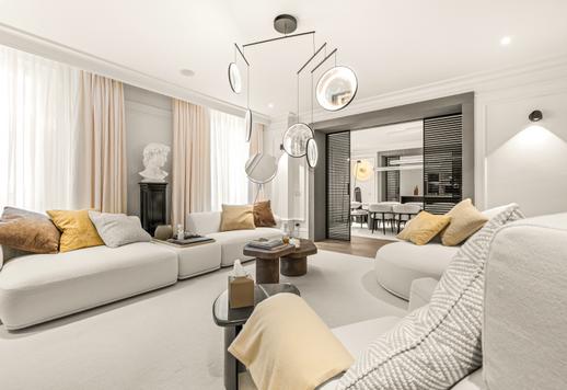 Floransa&#39;nın merkezindeki tarihi binada satılık prestijli daire Image 4