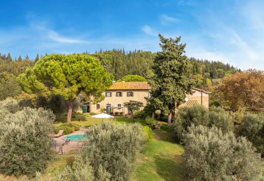 600 kvm rustikk villa på 5 hektar land blant vinmarker og olivenlunder i Montespertoli Image 2