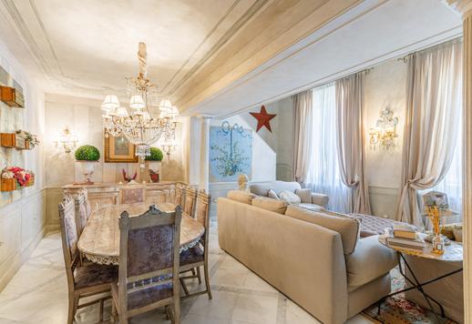 Apartamento sofisticado de 168m² no terceiro andar, com 3 quartos, 2 banheiros e mobiliário sob medida. Image 6