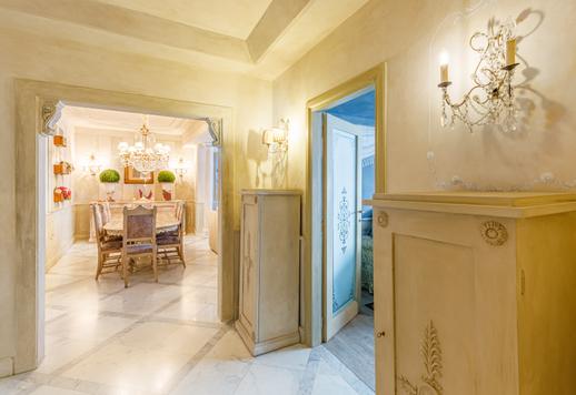 Apartamento sofisticado de 168m² no terceiro andar, com 3 quartos, 2 banheiros e mobiliário sob medida. Image 9