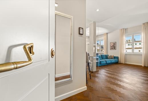 Elegante dimora di 130 mq completamente ristrutturata in Oltrarno con affaccio sull'Arno Image 8