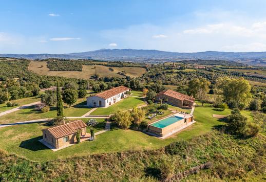 Luksusowy dom wiejski na 43 hektarach certyfikowanej ziemi ekologicznej z aneksem, gajem oliwnym i klasą energetyczną A4 Image 1