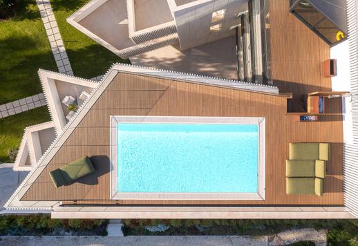 Exkluzív közösségi szolgáltatásokkal, tetőtéri terasszal, fűtött medencével és kilátással a lombos Monte Mario területére rendelkező birtok Image 5