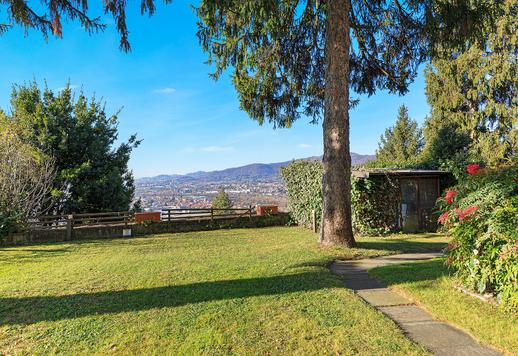 Prestigiada propriedade do século XVII rodeada pela natureza em Val Serio. Image 9