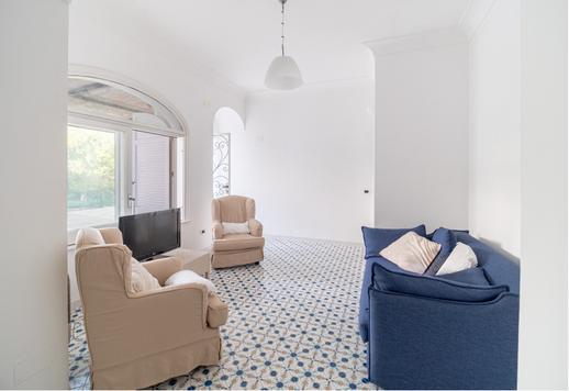 Elegant eiendom på 76 kvm med 300 kvm terrasser og en privat hage i Tiberio-området Image 8